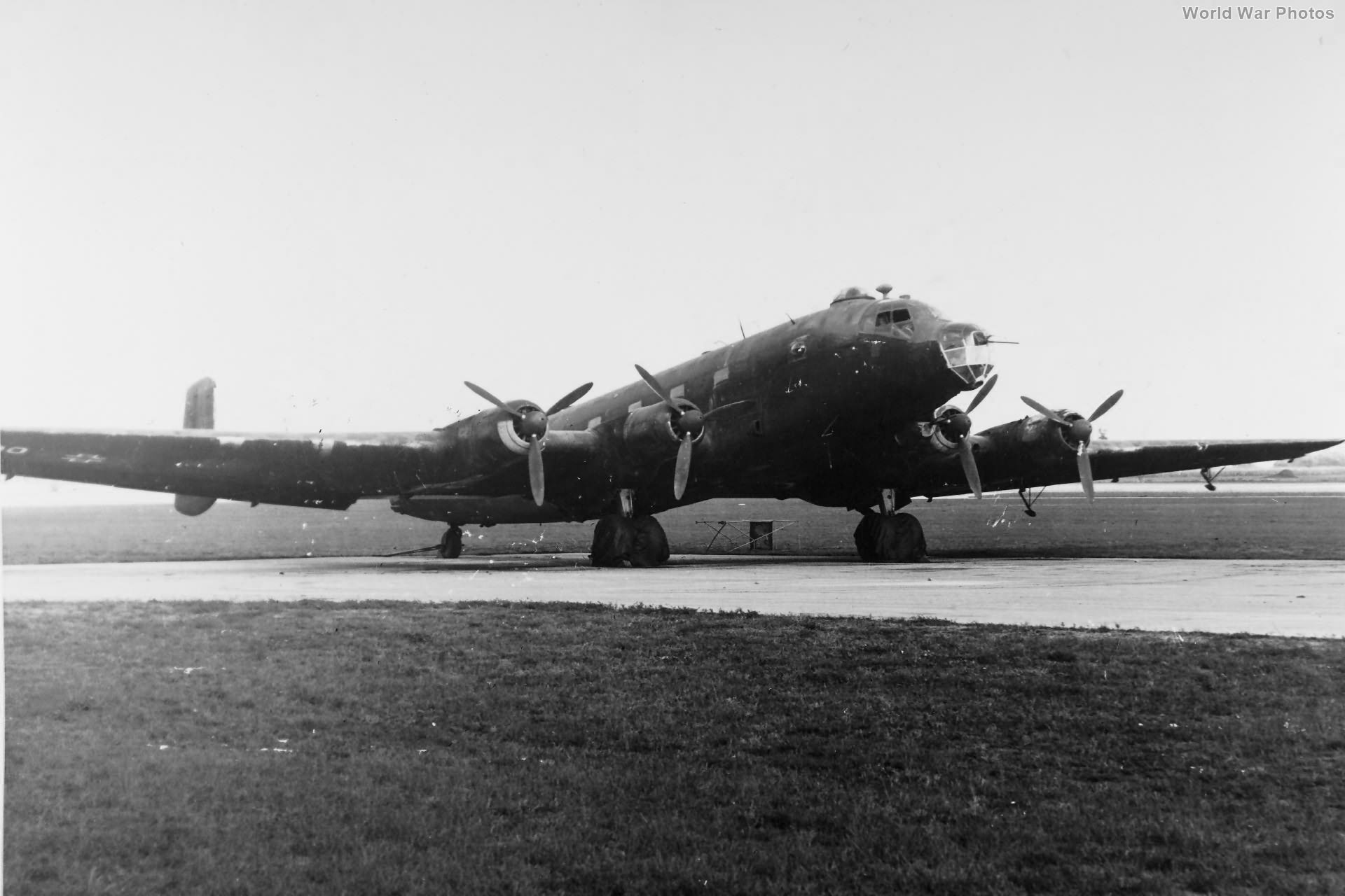 Captured Ju 290A-4 (V7) 1945
