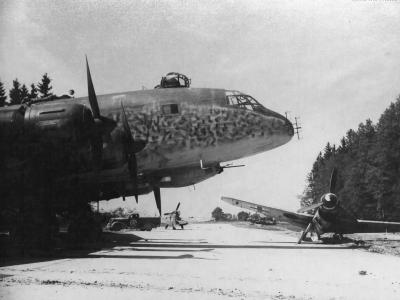 Ju 290 A-4 9V+EK Salzburg 1945