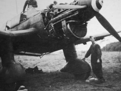 Junkers Ju 87 B engine maintenance