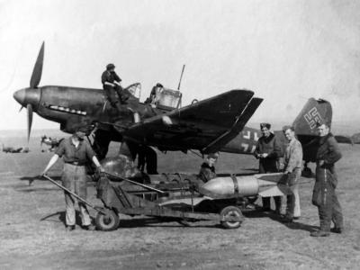 Junkers Ju 87D 500 kg bomb