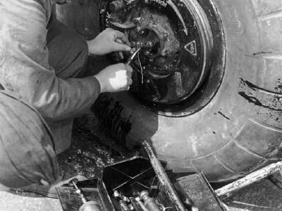 Ju 88 landing gear