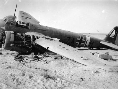Junkers Ju 88 code 7A+LH Aufklarungsgruppe 121 Africa