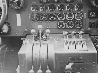 Junkers Ju 52 cockpit