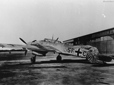 Captured Bf 110C-5 5F-CM of Aufklarungsgruppe 14 England, 1940 2