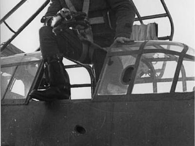 Messerschmitt Me 110 rear gunner