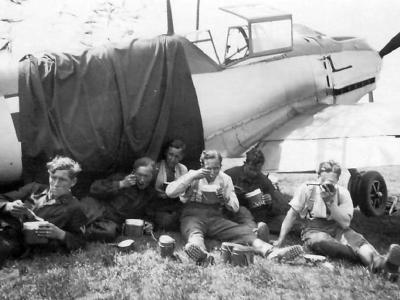 Bf109E II/JG 26 in Bonninghardt Summer 1939