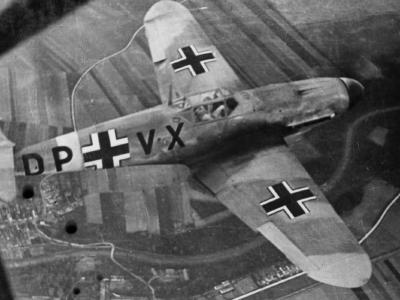 Messerschmitt Bf109 DP+VX in flight