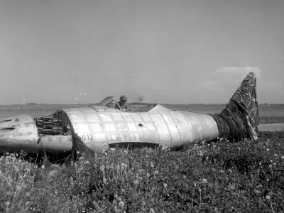 Me262 jet fighter found by the 14th Armored Division