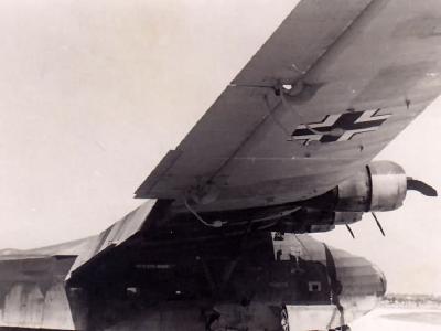 Me323 D 2 1.KGzbV 323 X1L Sicily 1943 5