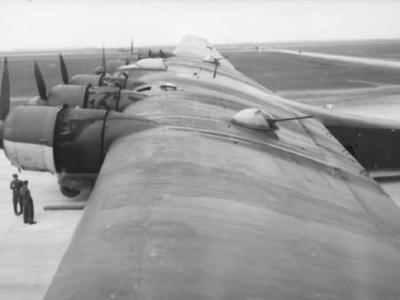 Two wing turrets of Me323