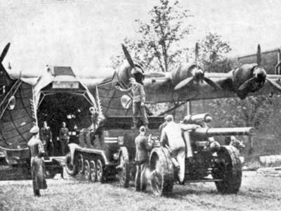 Loading of a halftrack onto a Me323