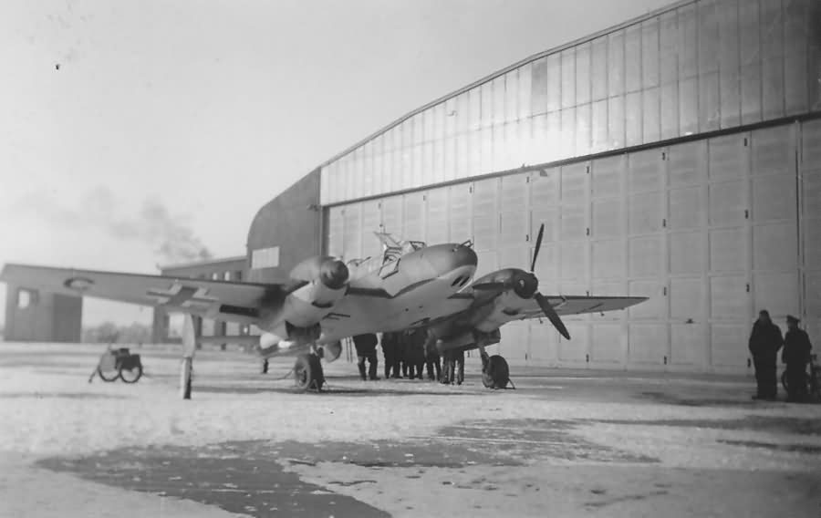Messerschmitt Bf 110 C 2 CF+NI WNr.3068 Winter 1939 40 Magdeburg Ost