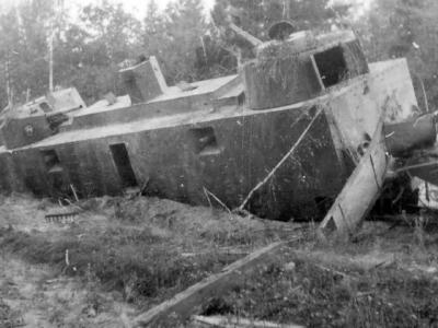 Destroyed russian armored train 3