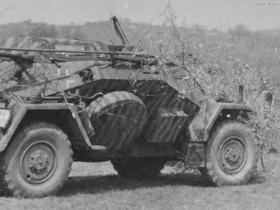 Camouflaged SdKfz 223 3