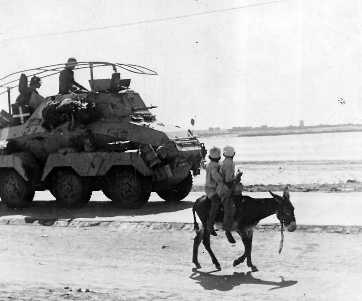 SdKfz 263 of the Deutsches Afrikakorps
