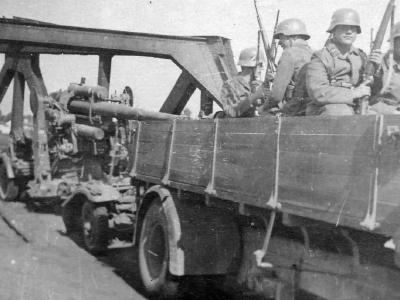 Flak 18 88 mm anti aircraft gun 12