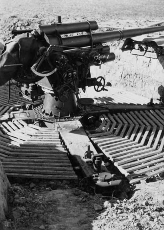 Flak 88 mm AA gun | World War Photos