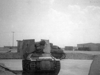 15cm sFH 13/1 (Sf) auf Geschützwagen Lorraine Schlepper(f) Sd.Kfz.135/1 DAK