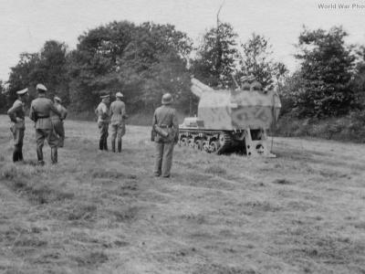 15cm sFH 13/1 (Sf) during field exercises France 3