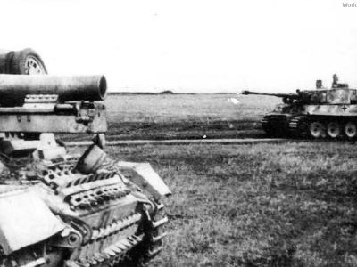 sIG33 and Tiger 1943