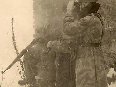 Fallschirmjager with mauser 98k