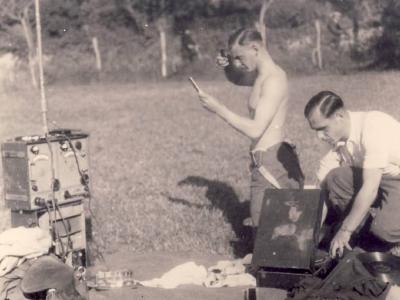 Wehrmacht Funkgerat Fernmelder