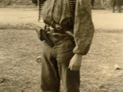 Wehrmacht soldier with MG34 2