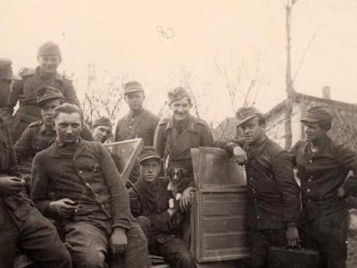 Wehrmacht soldiers 16