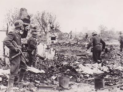 Wehrmacht troops 79