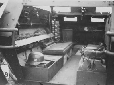 Hanomag SdKfz 251 interior 2