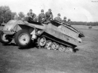 SdKfz 251/7 Ausd D