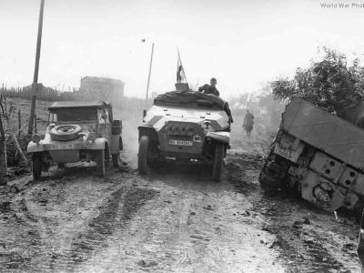 SdKfz 251 Ausf C Ambulance