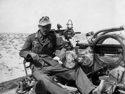 SdKfz 10/4 DAK Afrika Korps