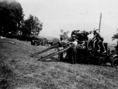 SdKfz 10 and pak