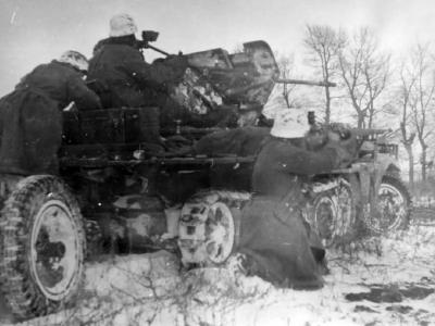 Sd.Kfz. 10/4 winter camo