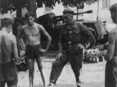 SdKfz 10 with 5 cm Pak 38