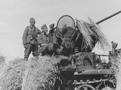 german halftrack SdKfz 10/4 flak model 3