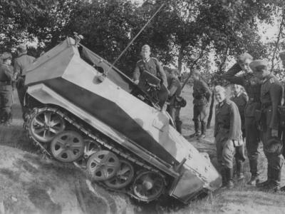 SdKfz 250 german light armoured halftrack