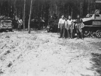 SdKfz 251 of the 9 Panzer Division 1941