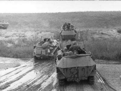 SdKfz 250 and SdKfz 251 armoured halftracks eastern front south 1942