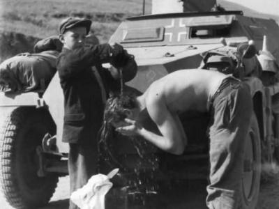 SdKfz 250 eastern front south 1942 2