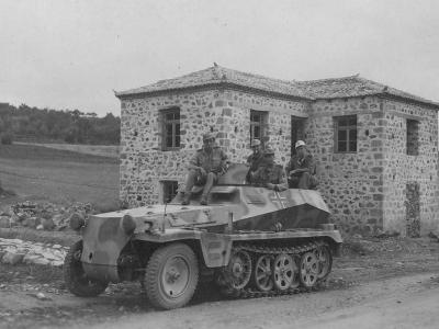 light armoured halftrack SdKfz 250 Ausf A