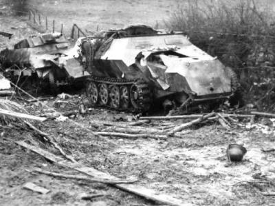 Destroyed Sdkfz 251 halftracks
