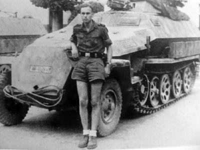 SdKfz 251/10 Ausf C of the 1st SS Panzer Division Leibstandarte SS Adolf Hitler, eastern front 1943