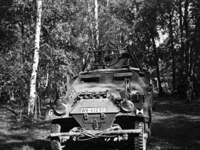 SdKfz 251/6 Command version