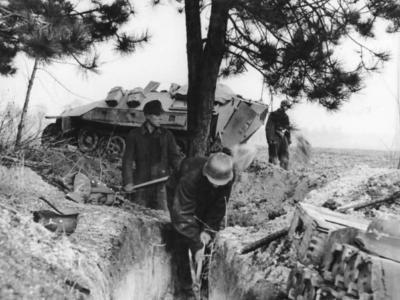 SdKfz 251 Ausf D 1945