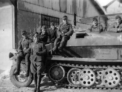 SdKfz 251 Ausf C Kommandopanzerwagen