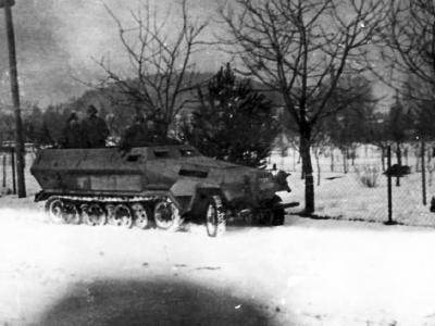 SdKfz 251 Ausf B winter