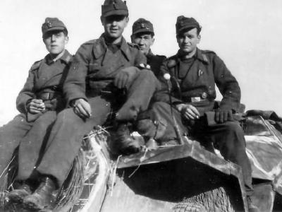 Sd Kfz 251 halftrack 3
