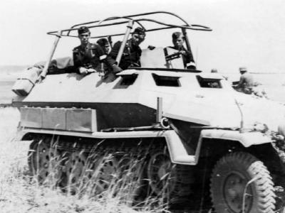 Sd Kfz 251 Ausf C halftrack 9